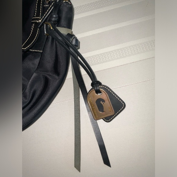 NEW DOONEY & BOURKE Black Nylon Pink Lining Logo Charm Leather Trim Shoulder Bag - Picture 9 of 11